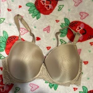 Victoria's Secret Tan Lace Bra